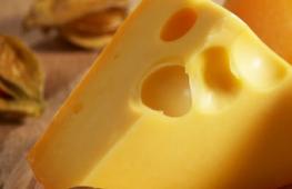 Kada vaikams galima duoti sūrio?